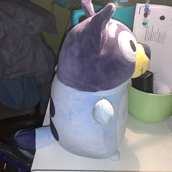 Hugmees by squismallows Bluey ‎ NWT - Picture 5 of 11